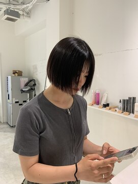 ジュベ(juve.) 切りっぱなしボブ