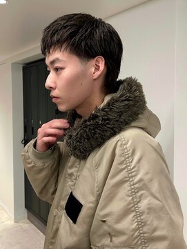 イェン(Yen.) ショートマレット　メンズウルフ　オリーブベージュ