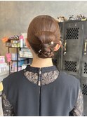 結婚式お呼ばれヘアセット大人シニヨンお団子ヘア二次会