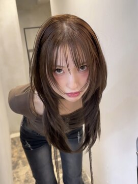 ユニ(uni) レイヤーカット.ブラウンカラー