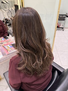六本木美容室 白金店 40代50代大人ハイライト/レイヤーカット