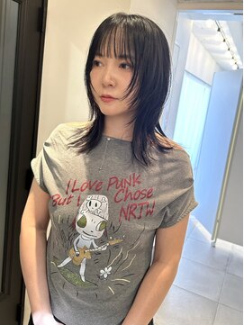 シータ(sheta) 【表参道sheta中澤】ミディアムウルフ　黒髪　レイヤーカット