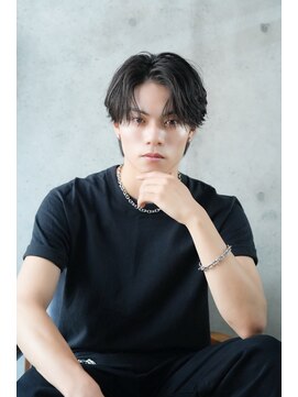 メンズヘアフェイス(Men's hair FACE。) 毛流れセンターパート/フェザーパーマ