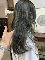 ヘアーアイストゥーレ(HAIR ICI TRE)&nbsp;ブリーチなしダブルカラー　オリーブベージュ　担当阿知波