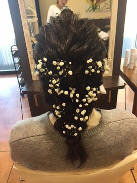 ヘアディレクション ビークス 上並榎店(HAIR DIRECTION BEECX) かすみ草を使ったヘアセット