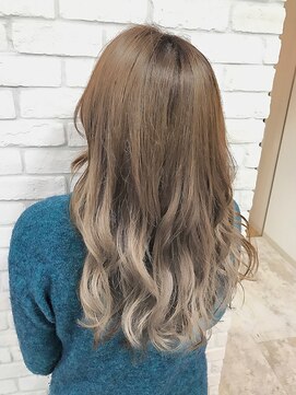 シュガー 仙台宮城野区(&Sugar) 人気のグラデーションアッシュ