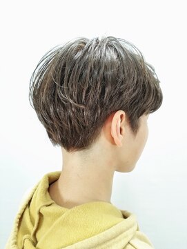 クオリス 赤塚店(QUALIS) 大人可愛いマッシュショート/カーキベージュ/アッシュ/20代30代