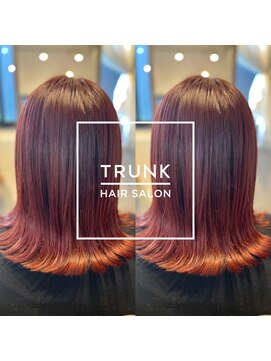 トランク(TRUNK) 【外ハネミディ×チェリーレッド】