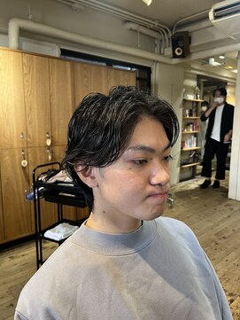 ビグディーサロン 武庫川(BIGOUDI salon) パーマセンターパートウルフ