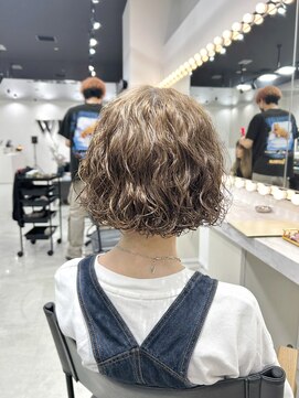 ウェスト(WEST) プードルパーマ