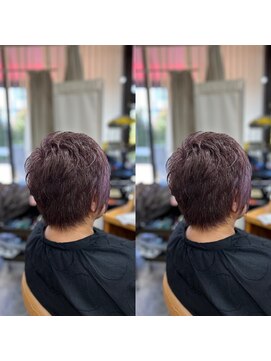 サロンドエー(SALON DE A) おしゃれベリーショート