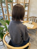 ソラ(SORA.)&nbsp;切りっぱなし/ボブ/外ハネボブ/20代/30代/40代/くすみカラー