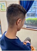 高め刈り上げスタイル