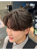 韓国へアカルマパーマワックスなしセンターパート黒髪ウルフ