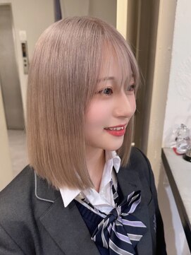 ベレーザ 渋谷(BELEZA) 12951艶髪ホワイトブロンド韓国タンバルモリボブマロンベージュ