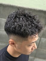 アンドザバダス(&THE BADASS)&nbsp;ツーブロック×アイロンパーマスパイキー