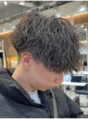 ツイストスパイラルパーマMEN’S HAIR/刈り上げマッシュ