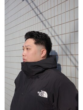 ザ クラン バイ ヘッドライト 仙台長町店(THE CLAN by HEADLIGHT) フェザーアップ/スキンフェード/フェードカット