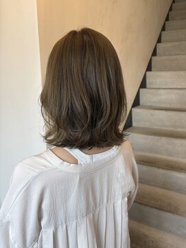 ルシアビルディング(LUCIA BLD.) Olive beige