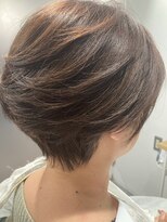 ヌーヌー 鶴ケ峰(nuu nuu)&nbsp;ふんわりボリュームの流れるレイヤーカット
