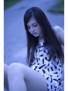 オーバーキャプテンネイキッド(OVER CAPTAIN NAKED) natural-neutral*bird　（ナチュラルストレートロング）