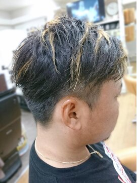 24 岸和田店 周りと差がつくワイルド金メッシュ