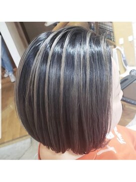 ドルチェ(Dolce) スリークショートスタイル＆ハイライトカラー