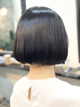 エトネ ヘアーサロン 仙台駅前(eTONe hair salon) 20代.30代にオススメのミニボブ