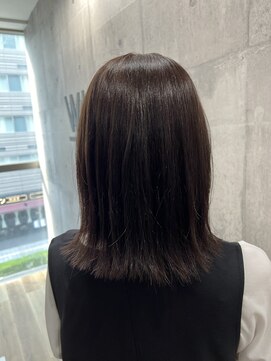 アンダーバーホワイト 南海難波店(_WHITE) 切りっぱなし