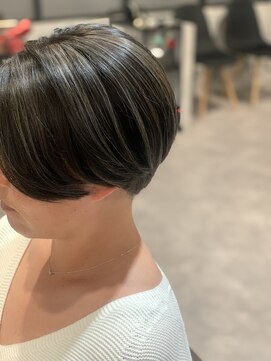 ミア 立川駅(MIA) ハンサムショート