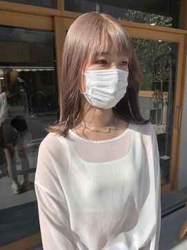 イル(iru) 【iru /谷町/上本町】ミルクティーベージュ×外はねボブ