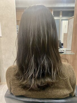 ベルエ(Belle) レイヤーカット&グレージュカラー