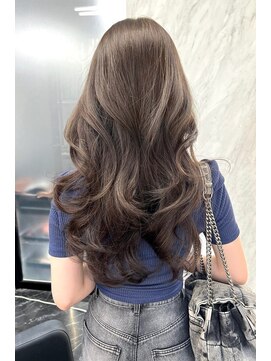 ランズ(LANDS) レイヤーカット　アッシュブラウン 【韓国ヘア 大阪 梅田】