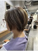 ファッションカラーで染める白髪ぼかし