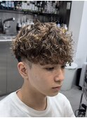 緩めスペインカールラルフカールスパイラルパーマフェード30代