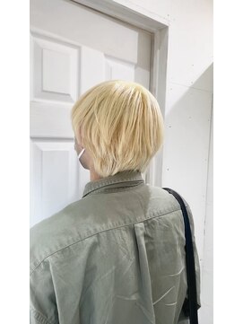 ウーロス(uros.) ブロンド☆マッシュ