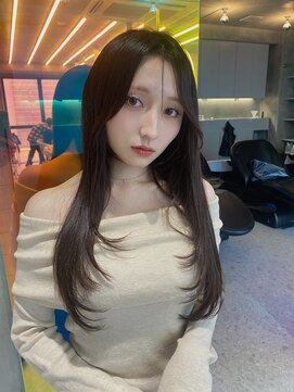 ロンドルーチェ 心斎橋(Lond luce) 大人ガーリー×ミディアムレイヤーカット【心斎橋/髪質改善】