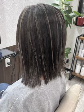 ベルヘアーデザイン 堺東(Belle hair Design) コントラストハイライト/外国人風/ミディアム/堺東