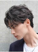 大分メンズセンターパートツーブロック無造作フェザーパーマ