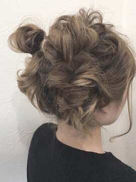 ヘアーデザイン ルシア(Hair Design Lucia) ゆるかわお団子アレンジ
