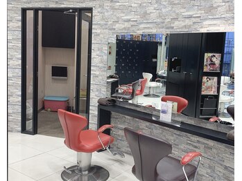 HAIR & MAKE EARTH　山形店 