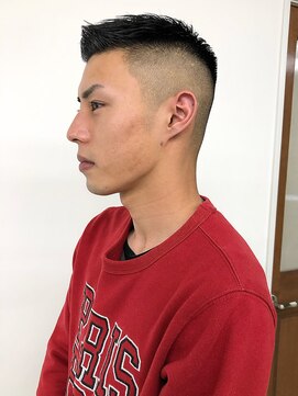 サン(son) フェードカット