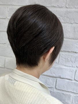 コム(com by neolive) 自然なボリューム　ミセス ショート3