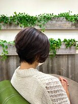 ケープラス(K+plus)&nbsp;エレガントで華やかなシルキーショートボブスタイル