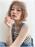 外国人風なウェーブボブ×ハイトーンベージュ×イルミナカラー