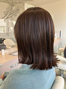 ヘアークラフト アニー 南郷18丁目店(HAIR CRAFT Annie) 外ハネ切りっぱなし