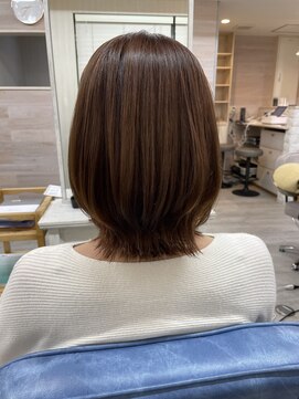 シーク センター南店(seek) 外ハネミディ。オレンジベージュ