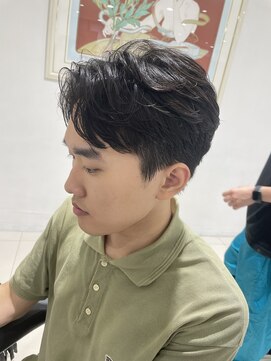 エアー 青山(AIR) メンズパーマ/センターパート/ボリュームアップ