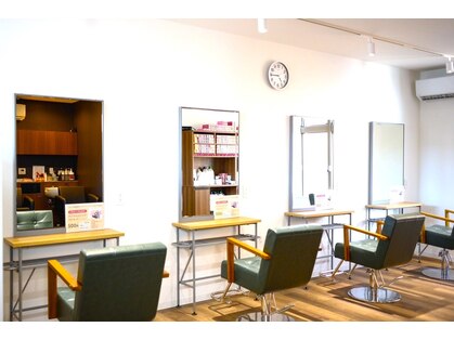 カラープラス 安城店の写真