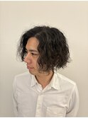 色気パーマ メンズスパイラル ミディアムボブ
